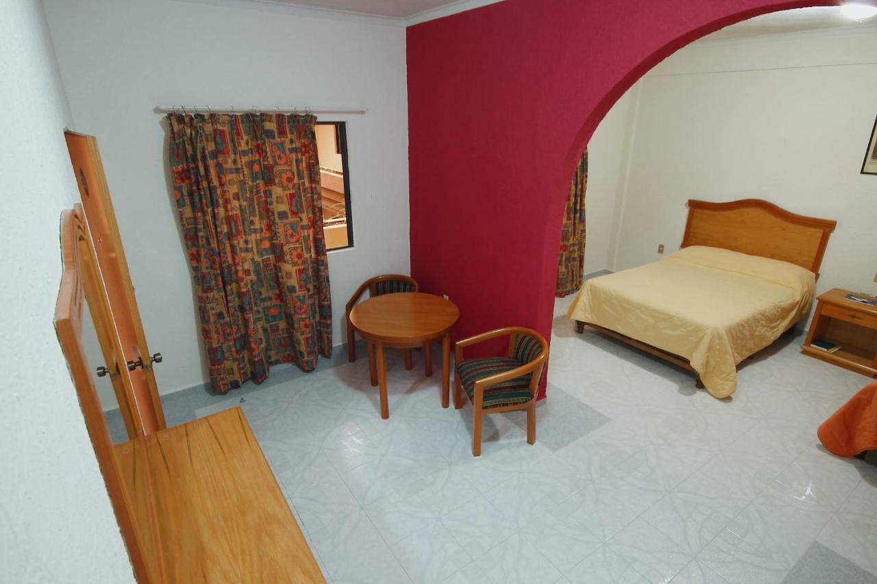 Hotel El Conquistador Monarca. Zitácuaro Exterior foto